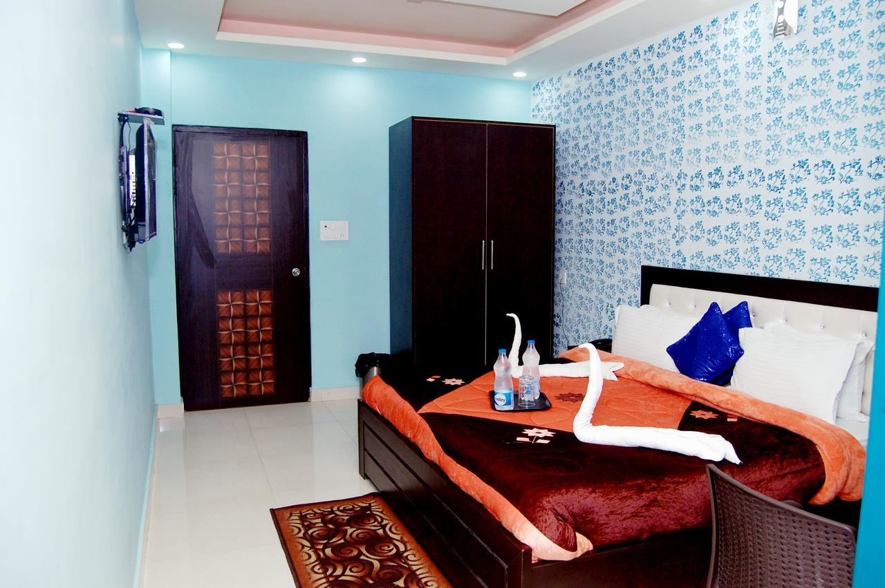 Hotel Devbhoomi Inn Rishikesh Exterior photo